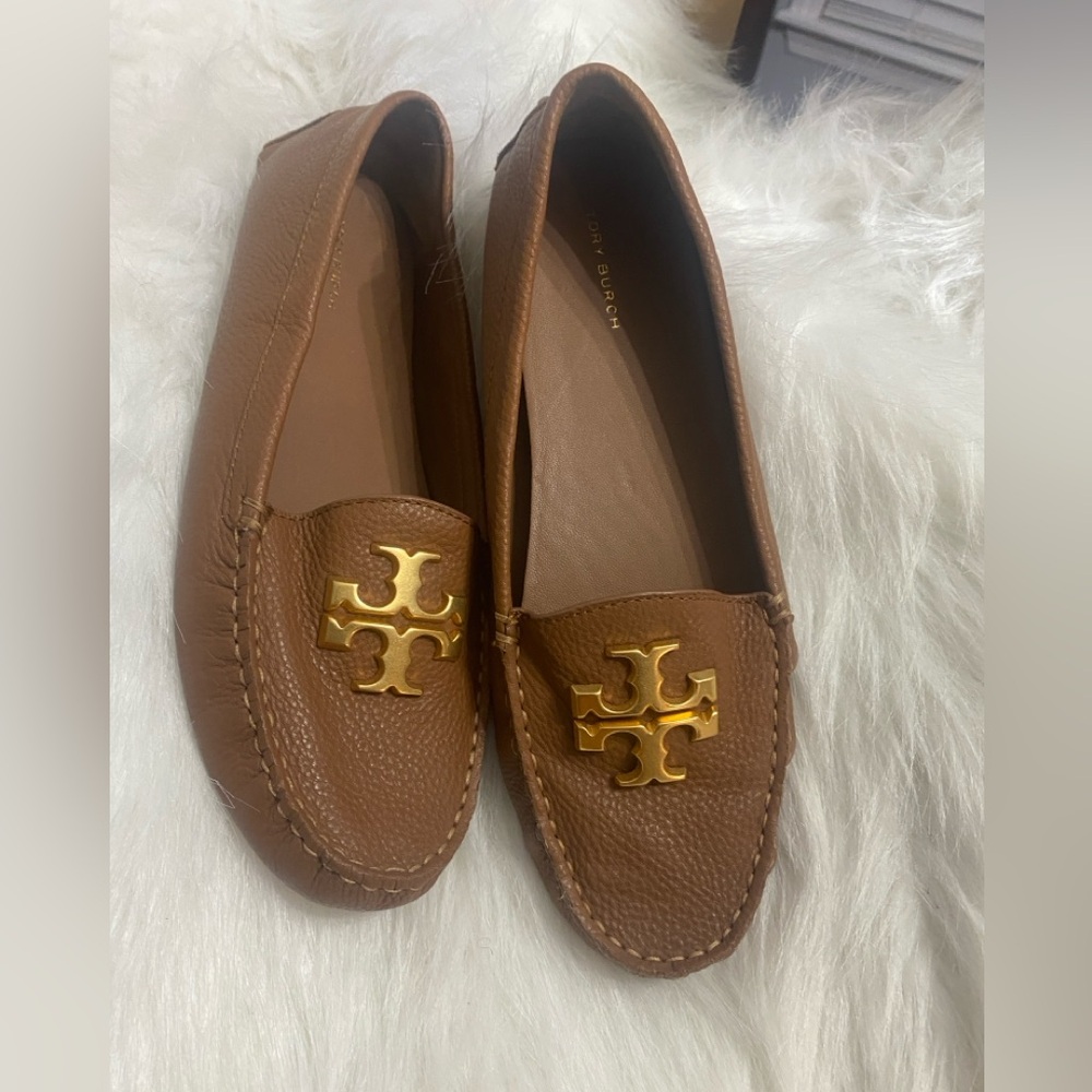 Authentic Tory Burch Driver Moccasin Lowell 2 Brown Size 9M NWOB Minimal Crink…